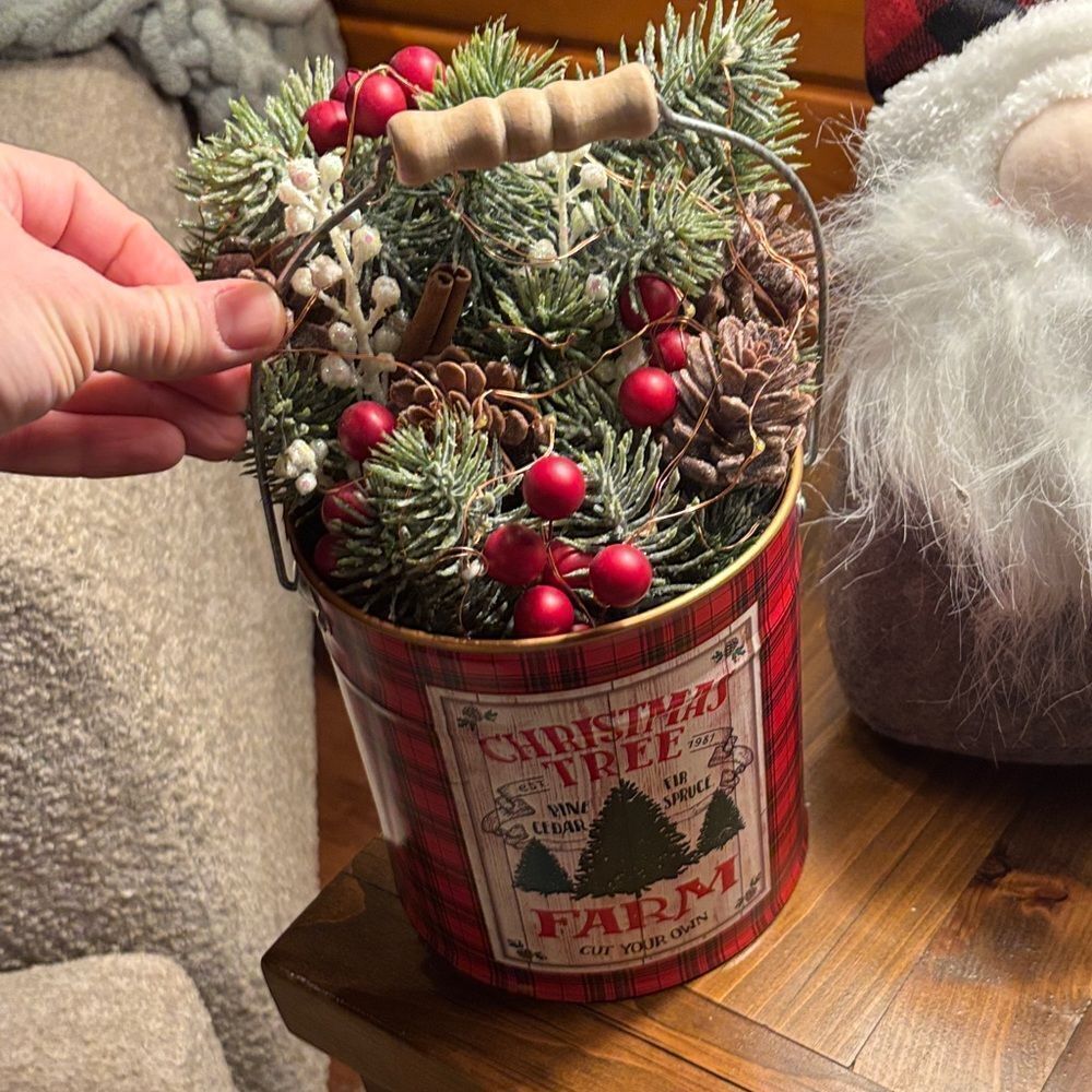 Festive Holiday Bundle - Picture 4 of 9